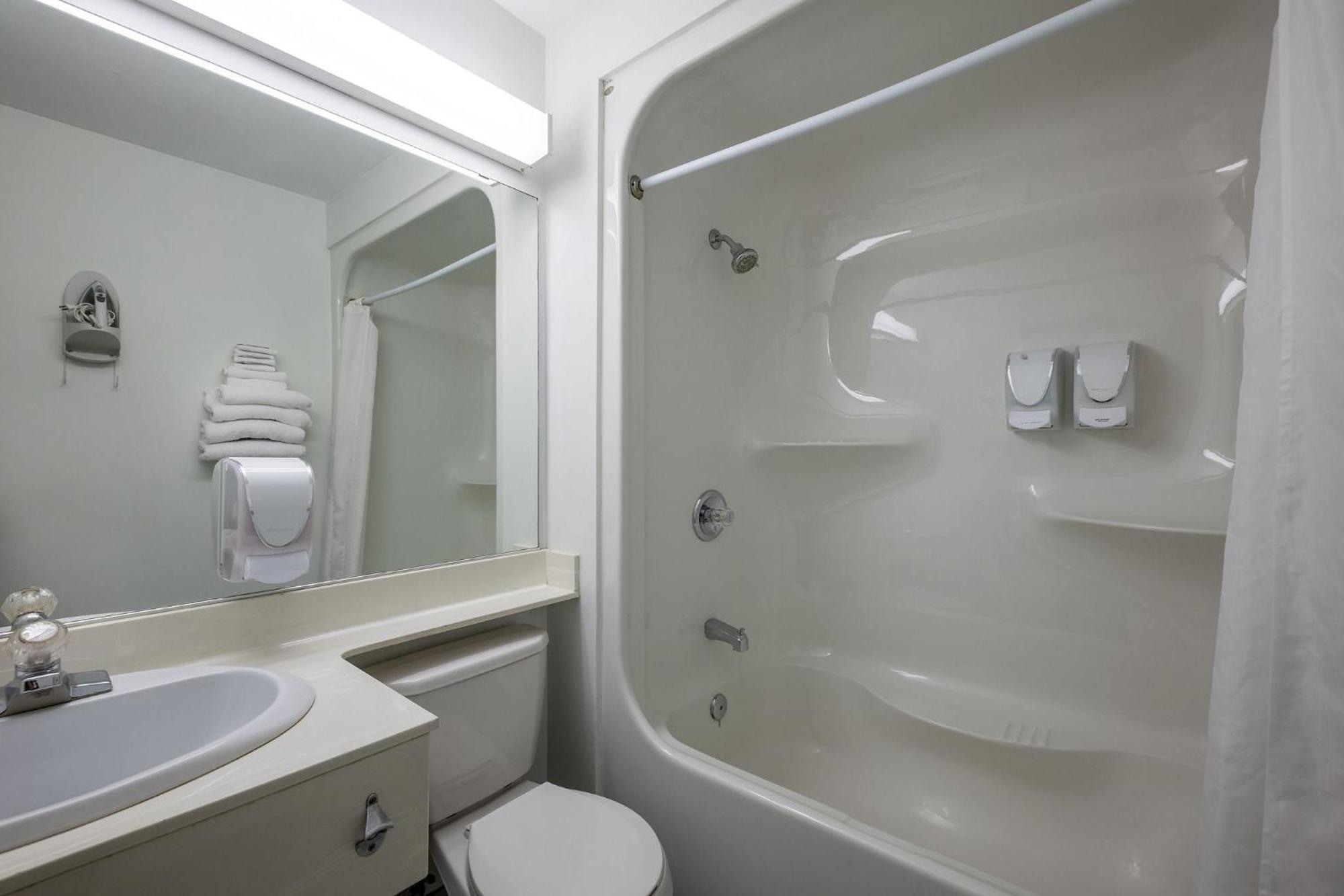 Repotel Aeroport Quebec Экстерьер фото