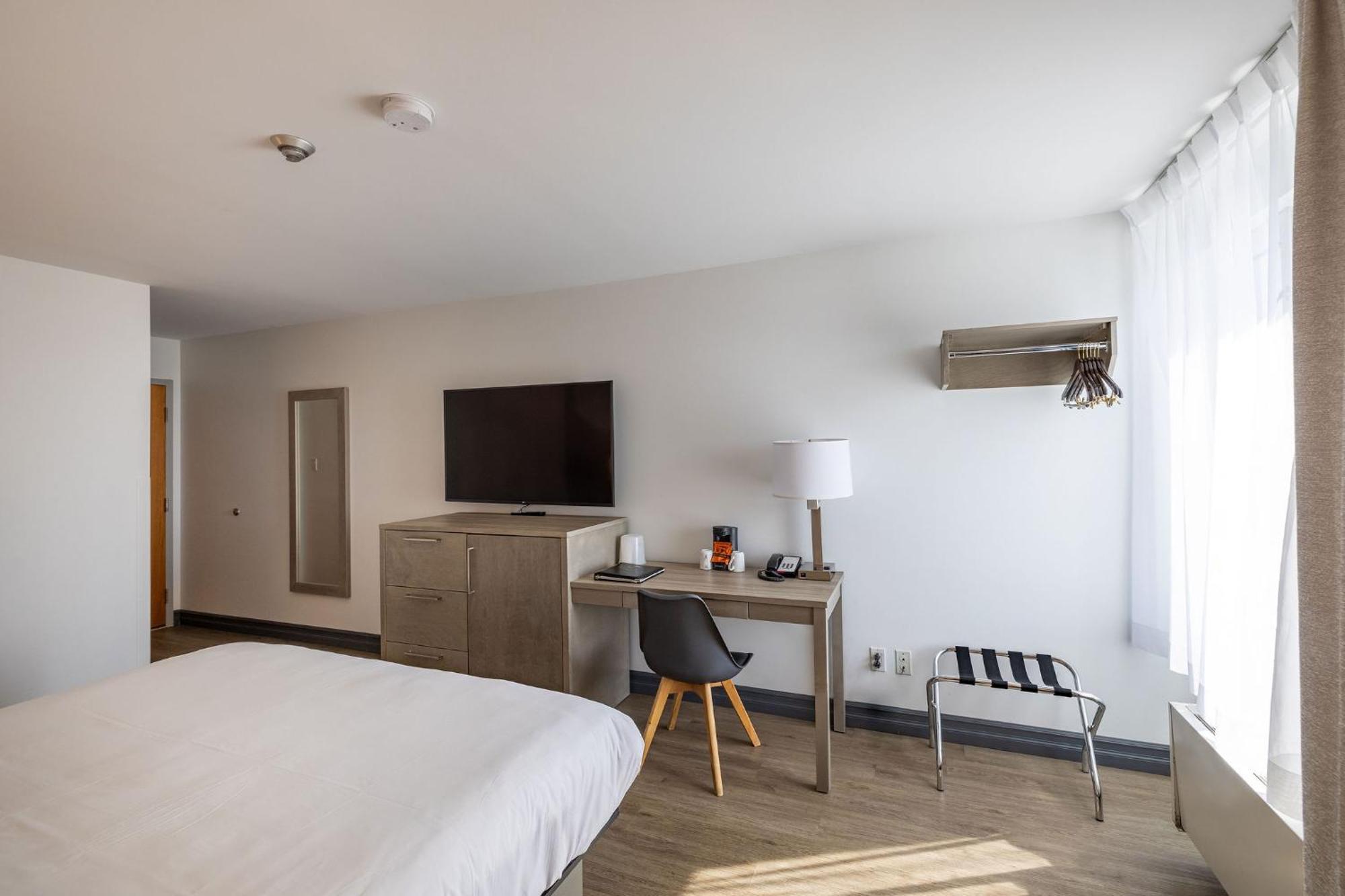 Repotel Aeroport Quebec Экстерьер фото
